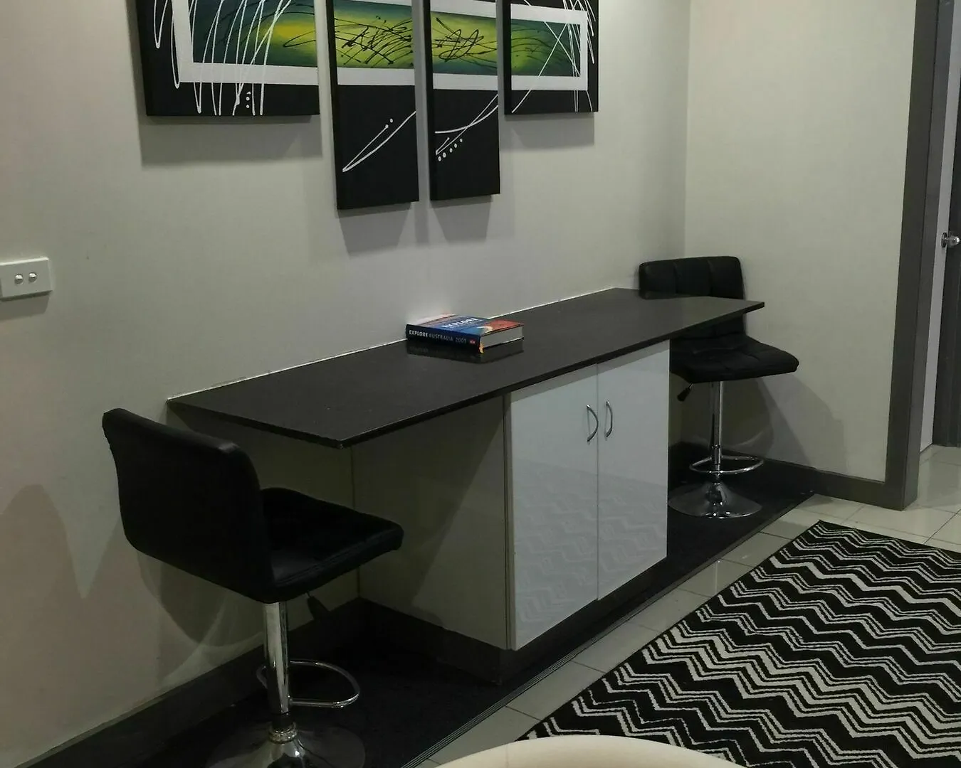 ** Hotel Dickson Central - Hostel Canberra Australia
