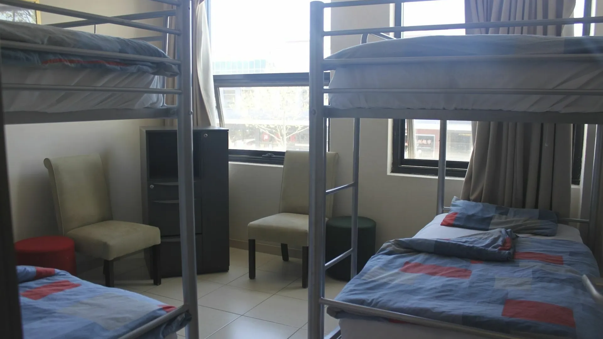 Dickson Central - Hostel Canberra