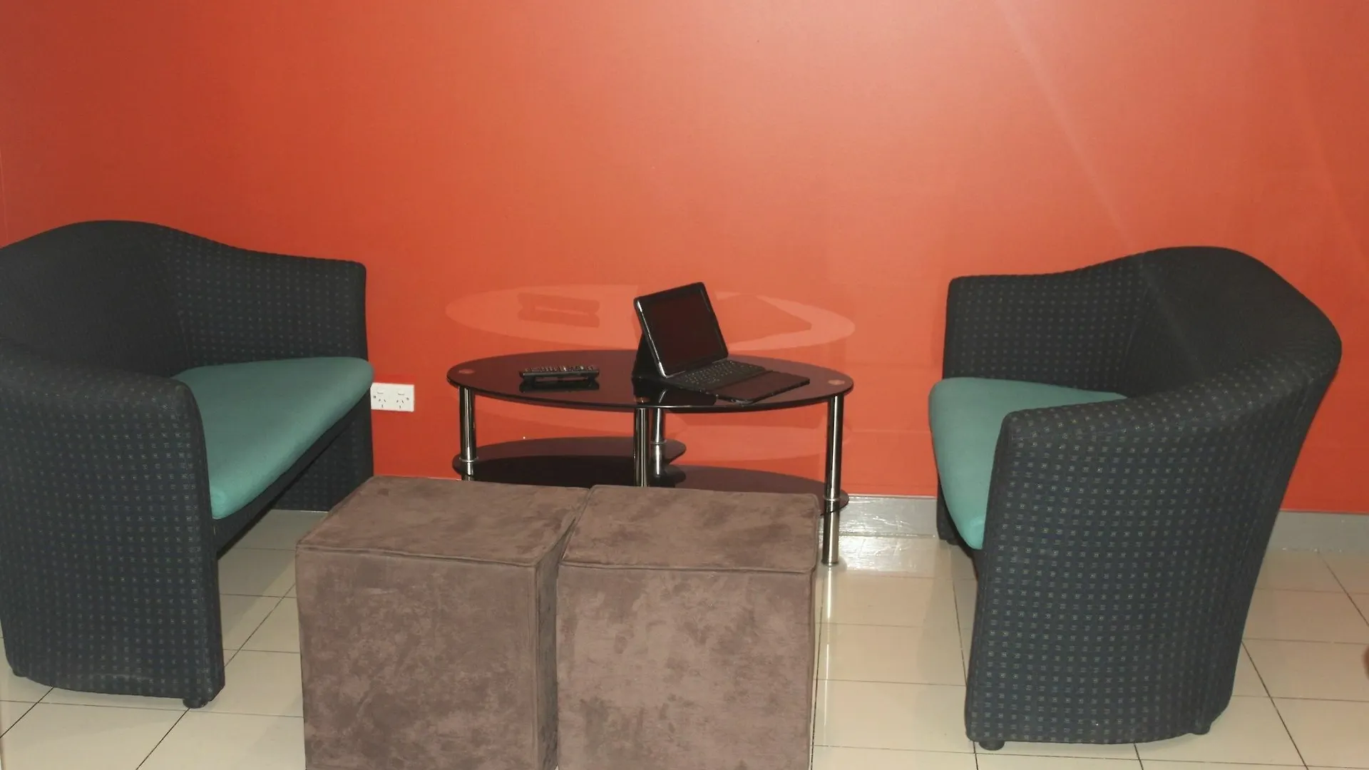 Dickson Central - Hostel Canberra Hotel